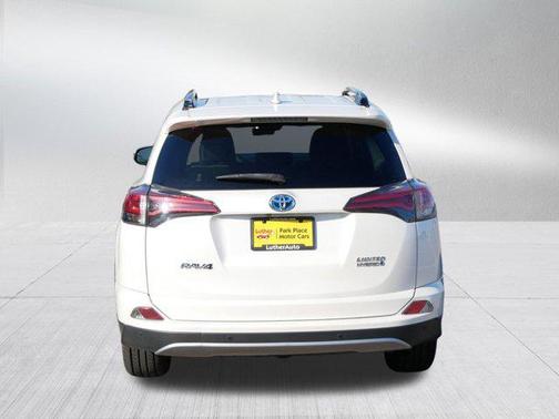 2018 Toyota RAV4 Hybrid SE