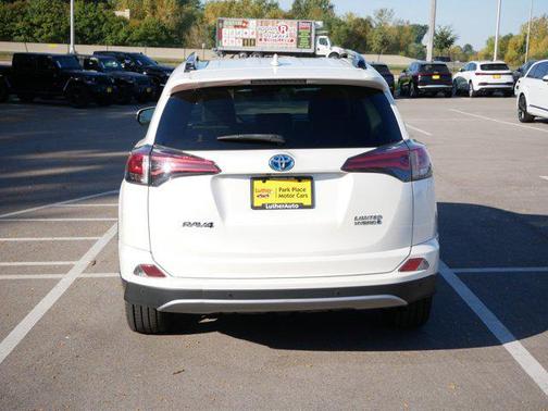 2018 Toyota RAV4 Hybrid SE