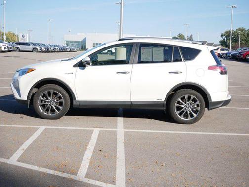 2018 Toyota RAV4 Hybrid SE