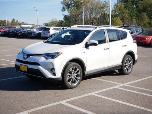 2018 Toyota RAV4 Hybrid SE