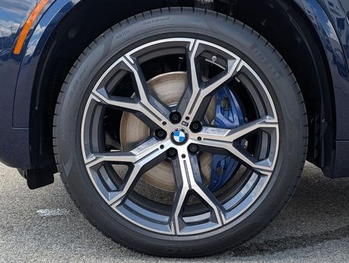 Tanzanite Blue II Metallic 2026 BMW X5 xDrive40i