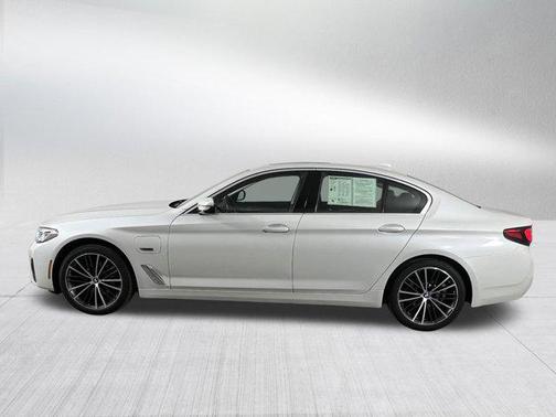 2022 BMW 530e Base