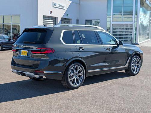 2026 BMW X7 xDrive40i