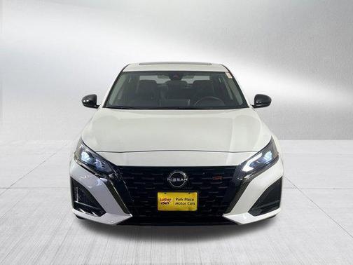 Pearl White Tricoat 2023 Nissan Altima SR Intelligent AWD
