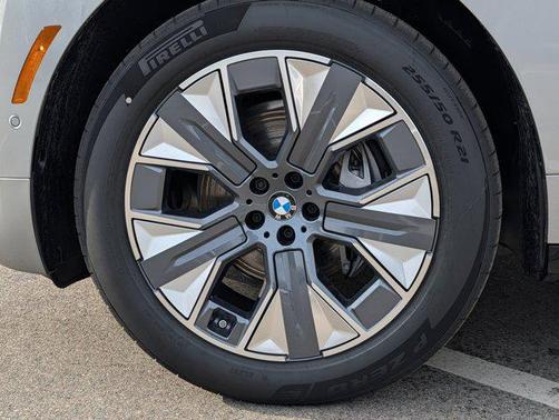 2026 BMW iX xDrive45