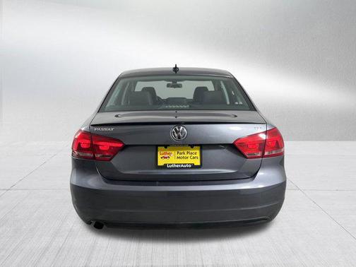 2015 Volkswagen Passat 1.8T S