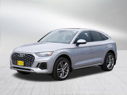 2022 Audi Q5 45 S line Premium Plus