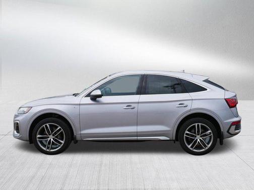 2022 Audi Q5 45 S line Premium Plus