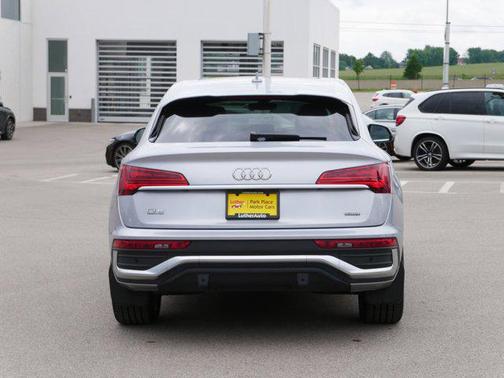 2022 Audi Q5 45 S line Premium Plus