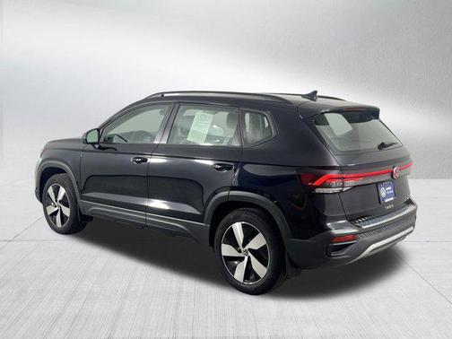 Deep Black Pearl 2025 Volkswagen Taos 1.5T S