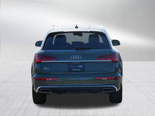 2025 Audi Q5 45 S line Premium Plus