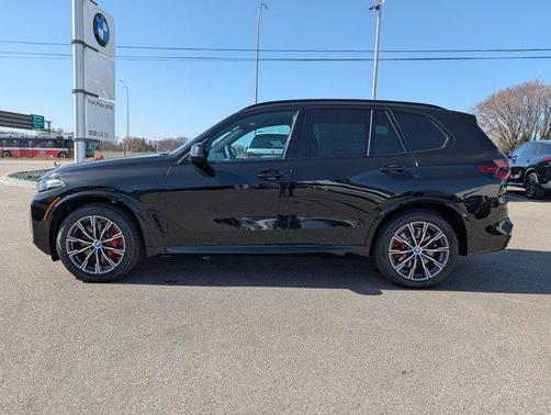 Black Sapphire Metallic 2026 BMW X5 PHEV xDrive50e