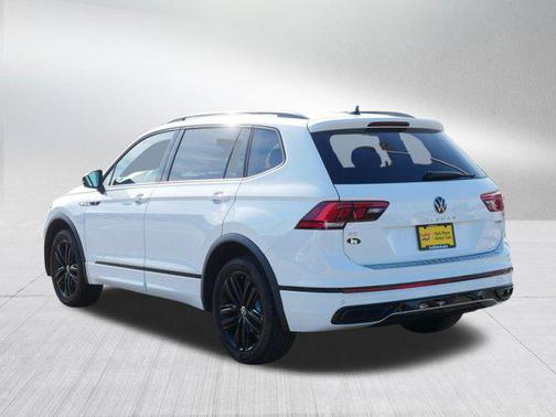 2022 Volkswagen Tiguan 2.0T SE R-Line Black 4MOTION