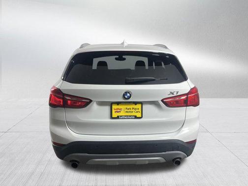 2017 BMW X1 sDrive28i