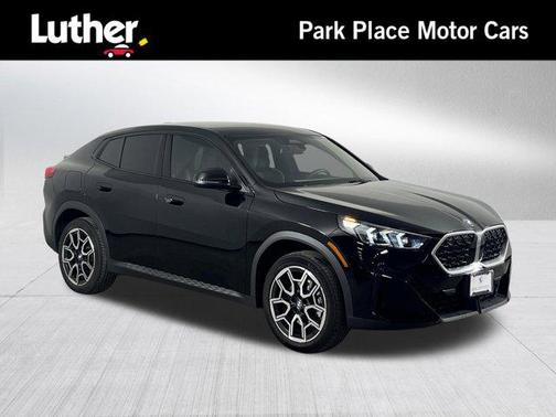 Jet Black 2025 BMW X2 xDrive28i