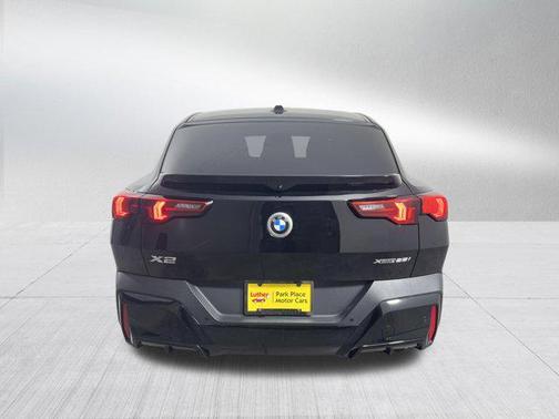 Jet Black 2025 BMW X2 xDrive28i