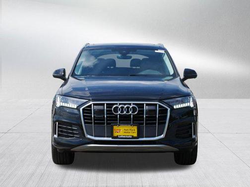 2024 Audi Q7 45 Premium Plus