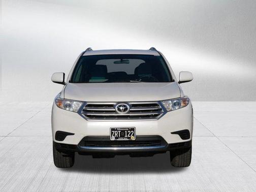 2011 Toyota Highlander SE