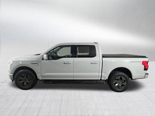 2023 Ford F-150 Lightning LARIAT