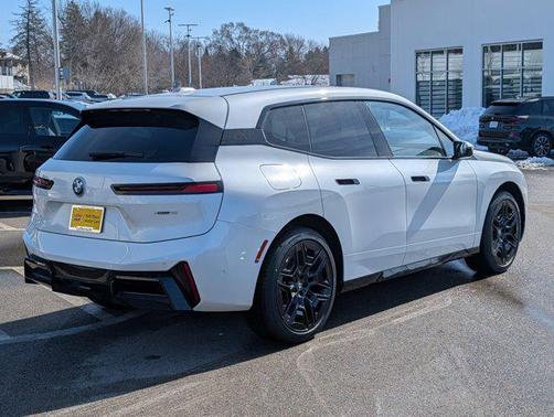 Mineral White Metallic 2026 BMW iX xDrive45