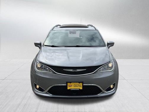 2020 Chrysler Pacifica Touring-L Plus