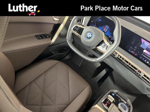 2025 BMW iX xDrive50