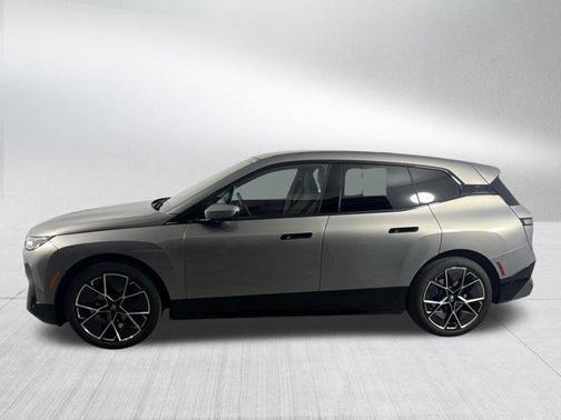 2025 BMW iX xDrive50
