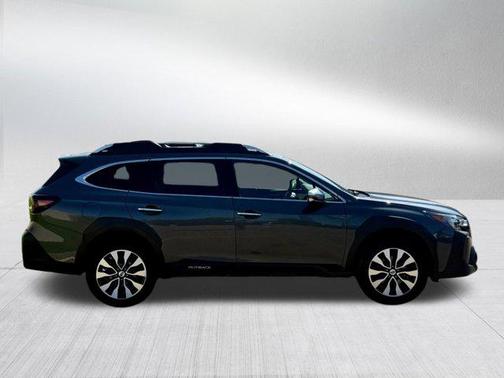 2023 Subaru Outback Touring