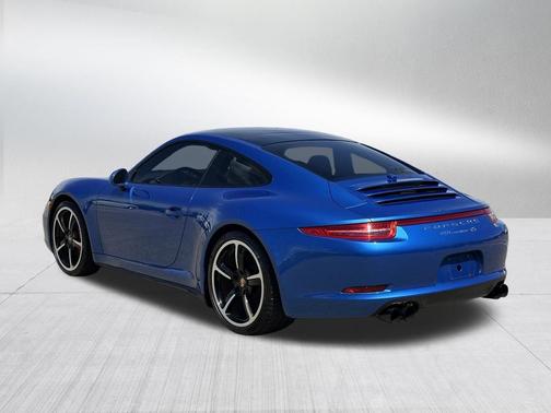 Sapphire Blue Metallic 2014 Porsche 911 Carrera 4S