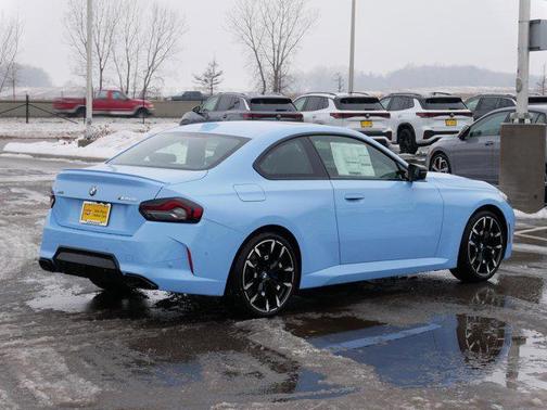 2026 BMW M240 i xDrive