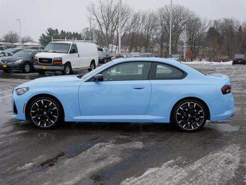 2026 BMW M240 i xDrive