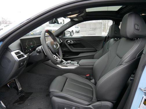 2026 BMW M240 i xDrive