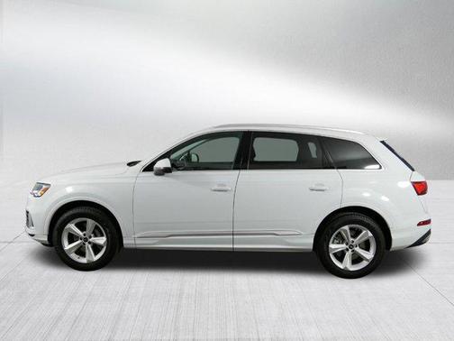 2023 Audi Q7 55 Premium