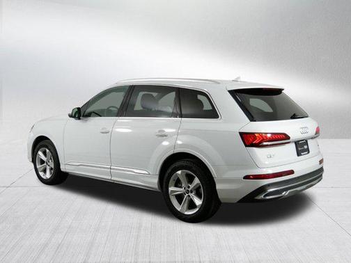 2023 Audi Q7 55 Premium