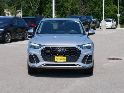 2022 Audi Q5 45 S line Premium Plus