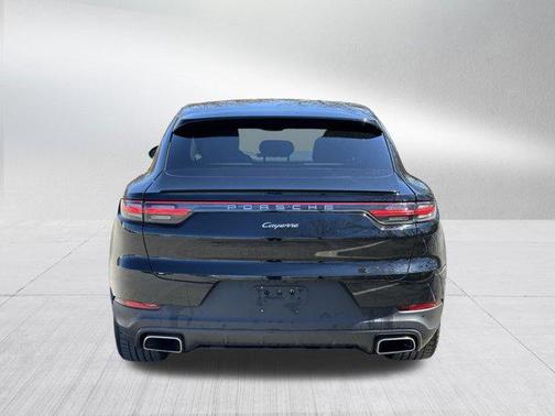 2021 Porsche Cayenne Coupe AWD