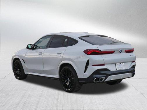 2025 BMW X6 M60i