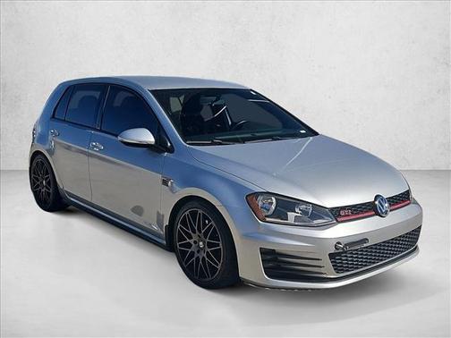 2017 Volkswagen Golf GTI 2.0T S 4-Door