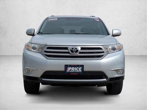 2011 Toyota Highlander SE