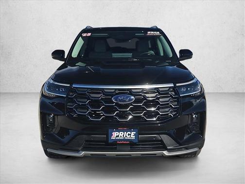 Agate Black Metallic 2025 Ford Explorer Platinum