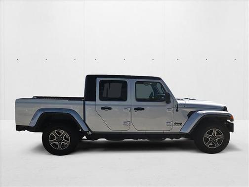 2022 Jeep Gladiator Altitude 4x4