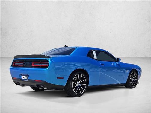 B5 Blue Pearlcoat 2016 Dodge Challenger R/T Scat Pack