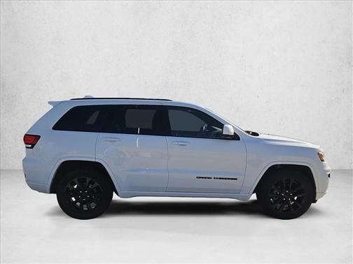2017 Jeep Grand Cherokee Altitude