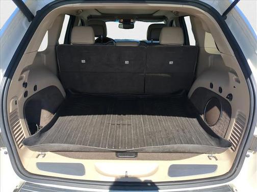 2011 Jeep Grand Cherokee Overland