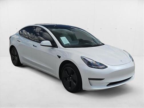 2022 Tesla Model 3 Long Range