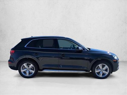 2018 Audi Q5 2.0T Premium Plus