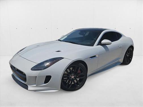 2016 Jaguar F-TYPE R