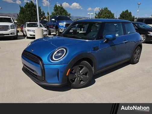 2023 MINI Hardtop Cooper