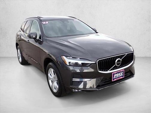 2022 Volvo XC60 B5 Momentum