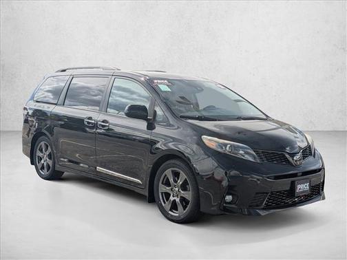 2018 Toyota Sienna SE Premium